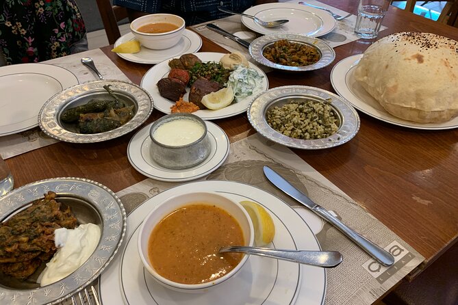 Private and guided VEGETARIAN / VEGAN tour of Istanbul - Meeting Point and Timing: Plan Your Half Day Around 5 Hours