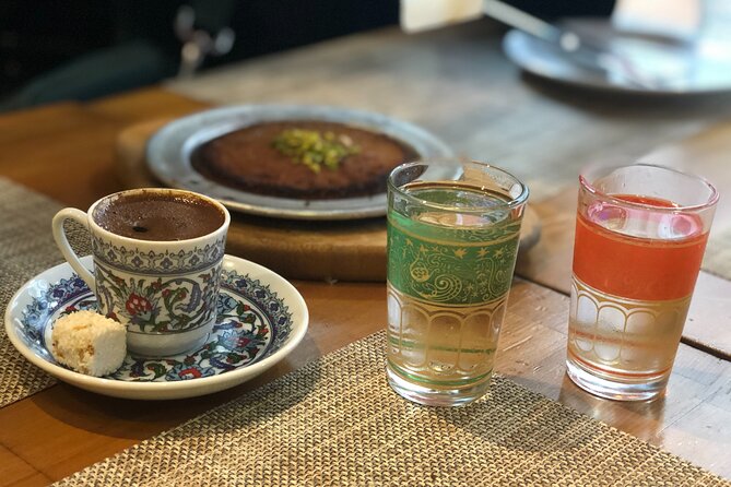 Private and guided VEGETARIAN / VEGAN tour of Istanbul - Tophane Tea, Coffee, and Baklava Sampling in a Chic Spot