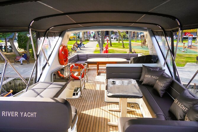 Private Bosphorus Cruise with Luxury Yacht - Küçüksu Pavilion and Beylerbeyi: the calmer palaces on the Asian side