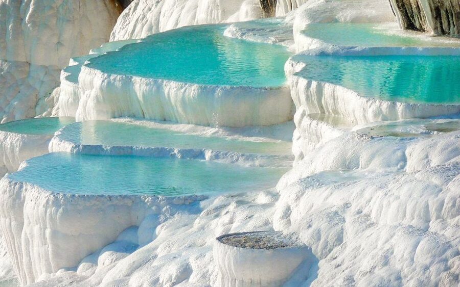 Private Daily Pamukkale Tour from Istanbul by Plane - Pamukkale Hot Springs and the Cotton Castle terraces