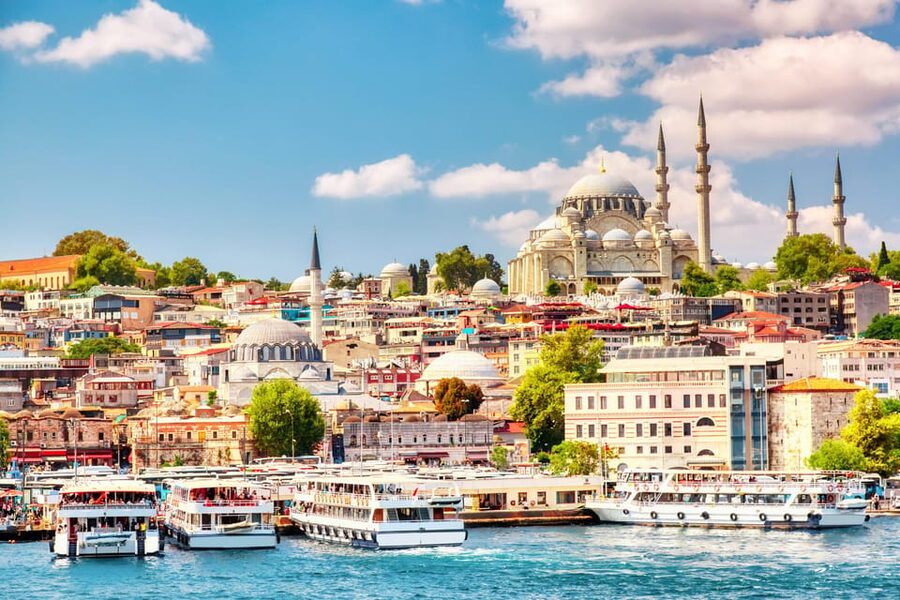 Private Excursion: Jewels of Istanbul Tour with a Boat Ride - Your half-day route: port pickup to Spice Market
