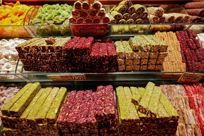 Private Full-Day Strolling through the Old Markets of Istanbul - The Turkish cuisine sampling that keeps the day from turning into only shopping