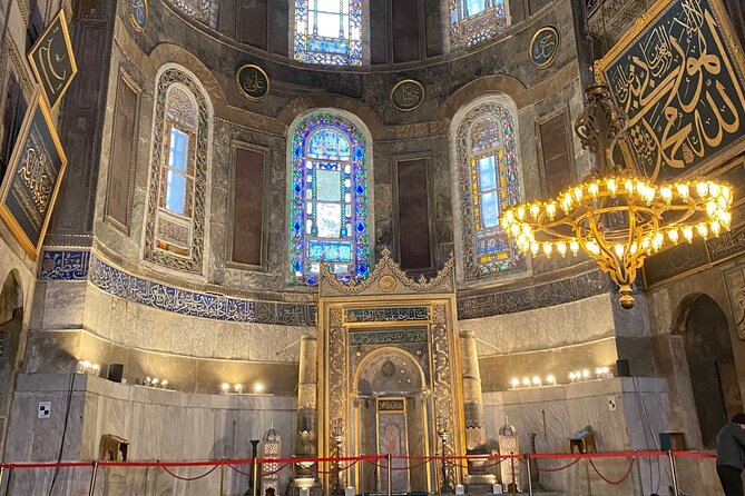 Private Guided Hagia Sophia Tour with Skip the Line Access - A private 1-hour Hagia Sophia visit that keeps you moving