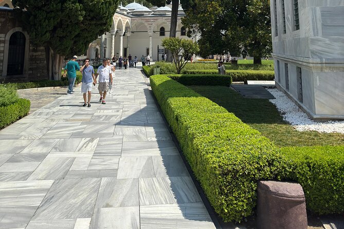 Private Guided Istanbul Walking Tour Old City Highlights - Hippodrome: The Ancient Center You Usually Walk Past