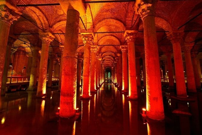 Private Guided Tour Hagia Sophia, Cistern, Topkapi and Bazaar - How this itinerary tells Istanbul’s story in the right order
