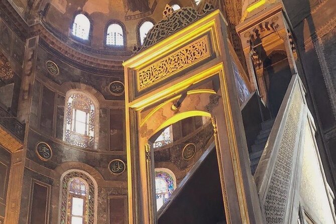 Private Hagia Sophia Sultanahmet Blue Mosque Cistern Grand Bazaar - Hagia Sophia Grand Mosque: faster entry help, then quiet attention