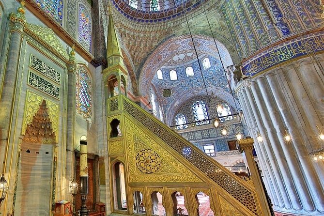 Private Hagia Sophia Sultanahmet Blue Mosque Cistern Grand Bazaar - Meet your guide, start with the right energy
