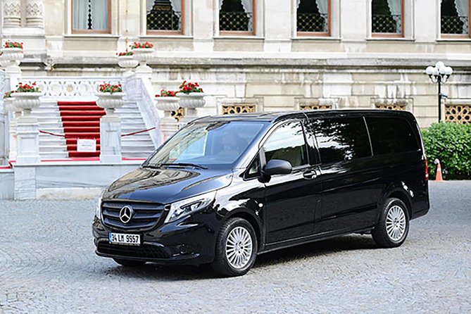 Private Istanbul Airport Transfer Service - The drive in a Wi-Fi-equipped vehicle, for all Istanbul districts