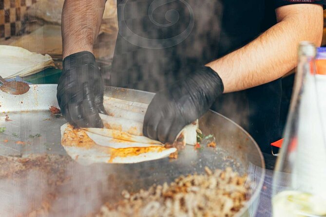 PRIVATE ISTANBUL FOOD TOUR & Hidden Pearls of the old city - Why this old-city food route feels practical (and not touristy)