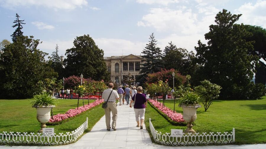 Private Istanbul Highlights Tour with a VIP Van - Why a VIP van makes an Istanbul highlights day feel easier