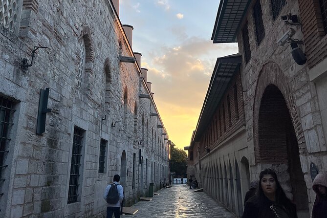 Private İstanbul Tour With Professional Tour Guide - Tour pacing, comfort, and who should choose this