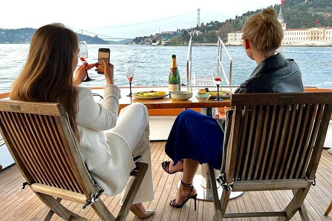 Private Luxury Yacht Cruise in Istanbul Bosphorus - Price value, and the one thing I’d confirm before you board