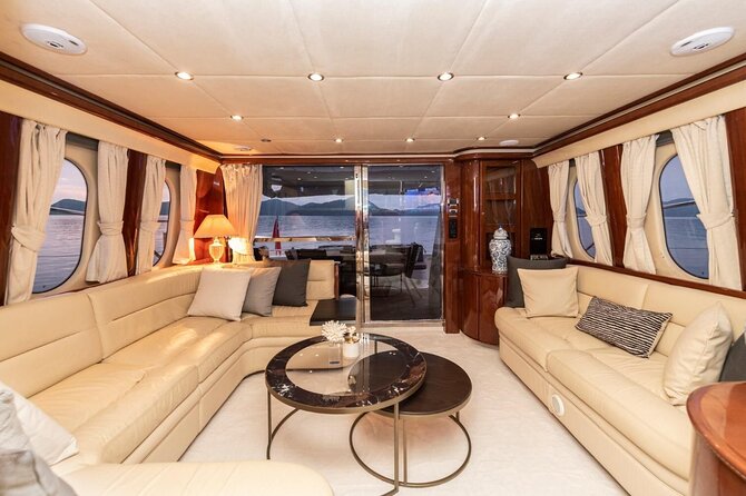 Private Luxury Yacht Cruise on Bosphorus - Ortaköy and Bebek: Neighborhood Vibes Without the Walking Rush
