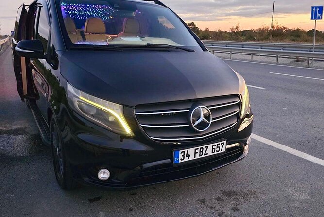 Private Mercedes Istanbul VIP Transfer from Airports and Hotels - Istanbul Airport Tayakadın, Terminal C Meeting Point Explained