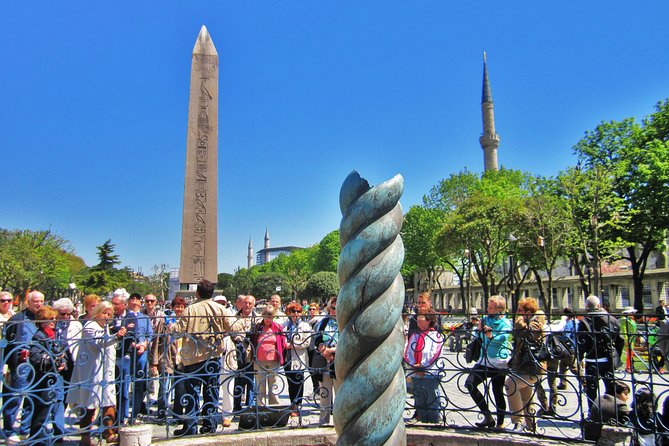 Private & Mini Group Istanbul 7 hours Tour with TRAM. Save time - Stop 4: Topkapi Palace and the Weapons Section Visit
