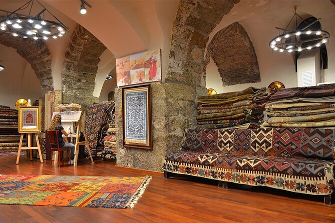 Private Turkish Carpet Shopping at Historic Caravanserai - Timing, pacing, and what 2 hours feels like in Istanbul