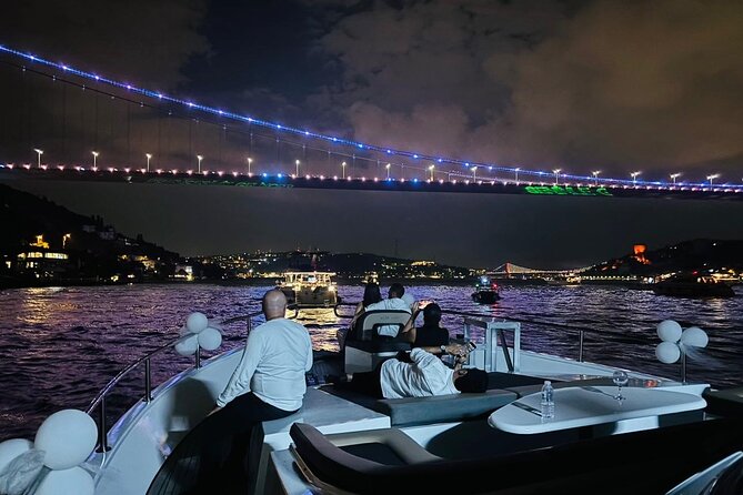 Romantic Night Cruise Live Violinist - Ortaköy: where the waterfront feels social