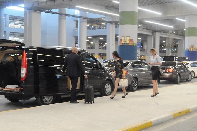 Sabiha Gokcen Airport Transfer - One Way - How 24/7 Flight Tracking and GPS Tracking Keep You From Waiting