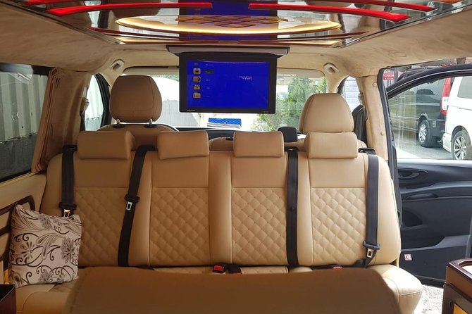 Sabiha Gokcen Airport Transfer - Round Trip - From Sabiha Gokcen to Istanbul, stress-free in real life