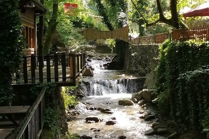 Sapanca Lake Tour with Lunch From Istanbul - Turkish Delight Factory in Sakarya: free tasting, but watch the sales pressure