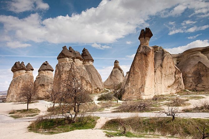 Semi-Private Cappadocia Day Tour from Istanbul, Cappadocia Hotels - Flights and transfers: the option that can make or break your day