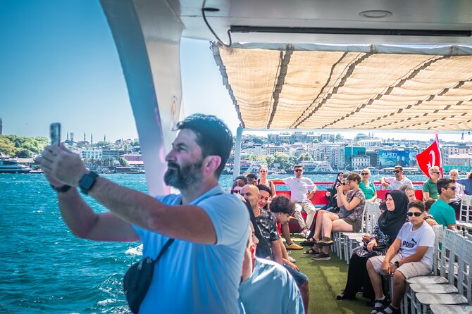 Short Bosphorus Cruise Tour With Hotel Pickup And Audio Guide - Crowds and Waiting: When the Group Schedule Gets Fluid