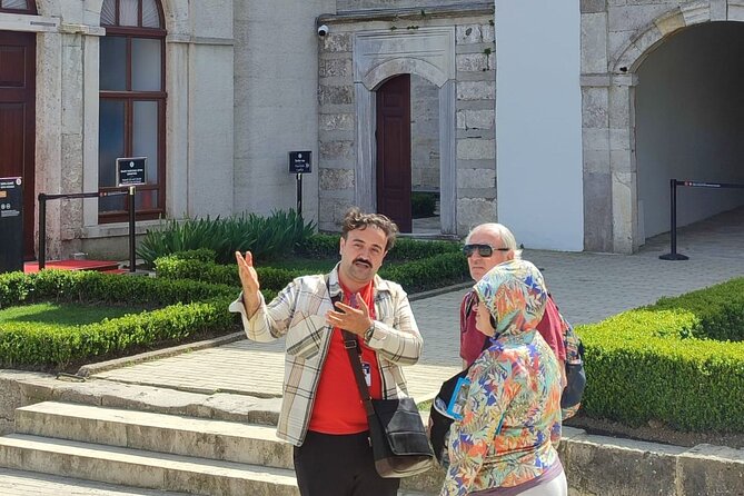 Skip Lines with Local Tour Guide Taha - Stop 4: Topkapi Palace and Harem courtyards, the power layout