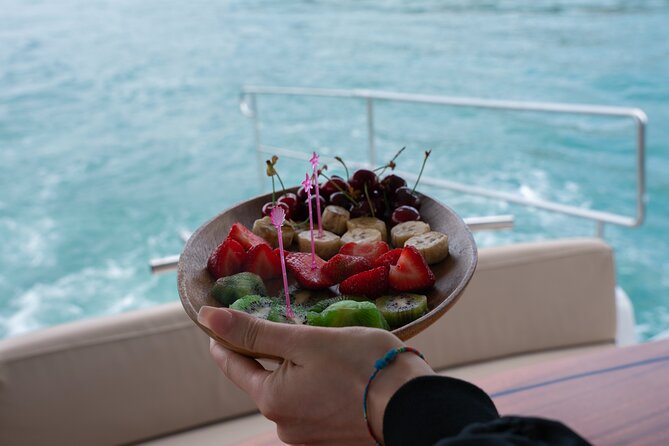 Small-Group 2 Hours Bosphorus Luxury Yacht Cruise in Istanbul - Snacks, Tea, and Comfort: What’s Included and Why It Matters
