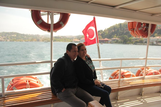 Small Group Full-Day Istanbul: Old City, Bosphorus Cruise & Lunch - Golden Horn Drive-By and the Bosphorus Cruise Finale