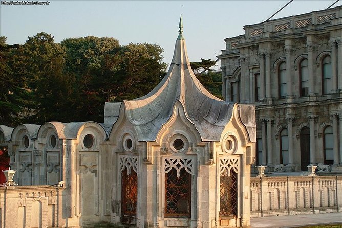 Small Group Full-Day Istanbul Tour: Old City, Asian Side & Lunch - Lunch in Istanbul: 3 courses, then you’re back on the move