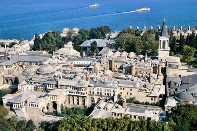 Small-Group Topkapi Palace and Harem Tour with Tickets - Priority entry to Topkapi Palace, in the right order