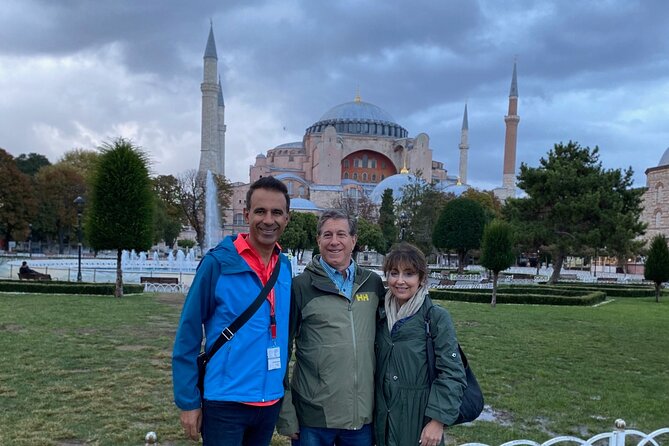 Small Group Tour: Hagia Sophia, Basilica Cistern, Blue Mosque and Grand Bazaar - Hippodrome Stop (30 Minutes, Free)
