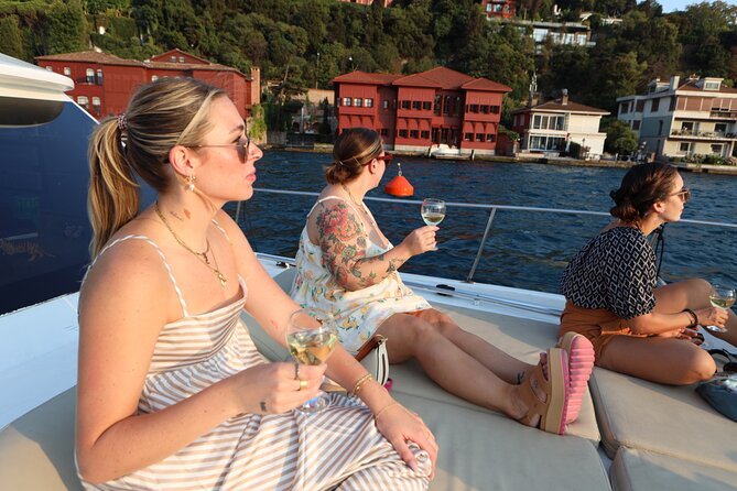 Small Group Yacht Tour With Unlimited Wine, Fruits & Mixed Nuts - Beşiktaş and Çırağan Palace: shoreline character instead of museum time