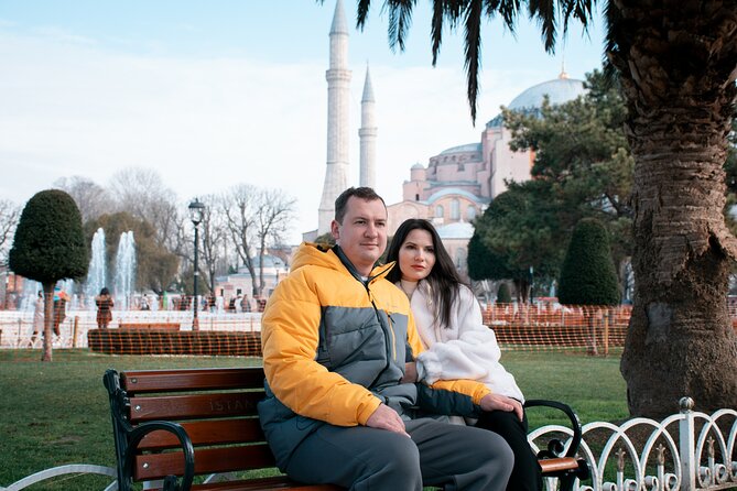 Special Photoshoot in Istanbul - Photo style: choosing candid or posed without feeling awkward