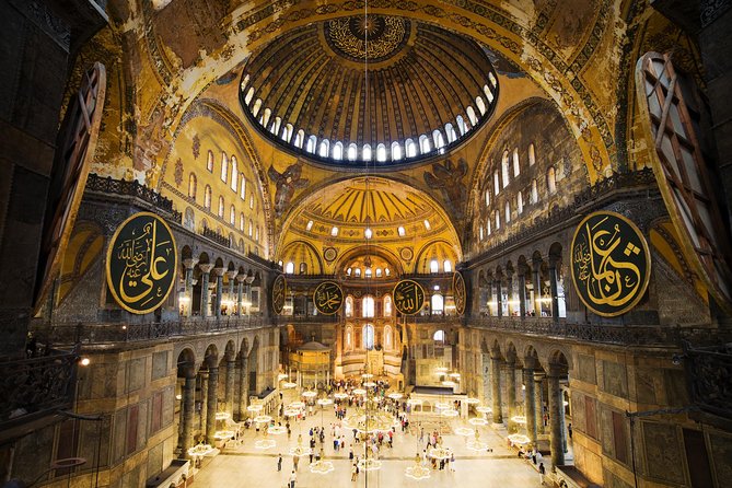 Sultanahmet Old City Tour - Private - Stop 3: Topkapi Palace Courtyards, Harem, and Treasury Focus