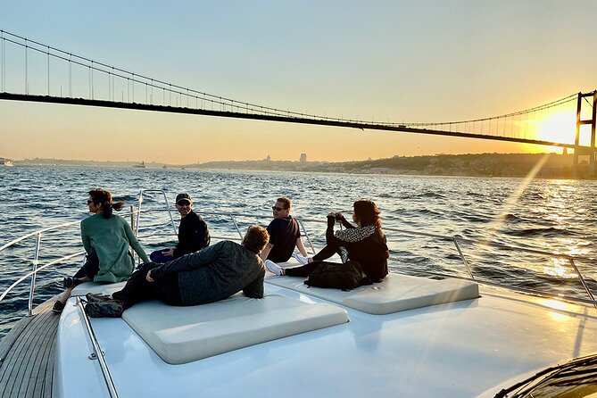 Sunset Bosphorus Yacht Tour in Istanbul - Who this yacht tour suits best