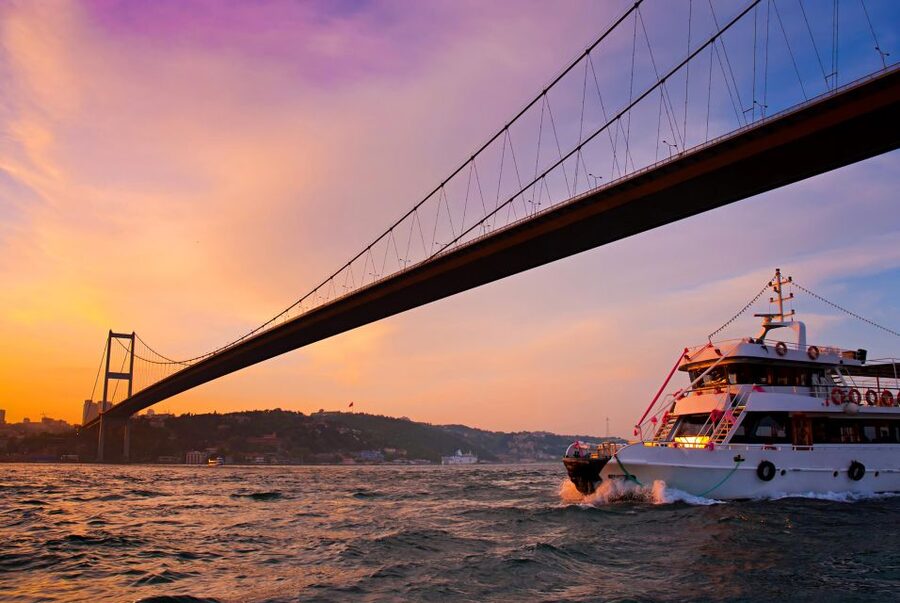 Sunset Cruise Bosphorus and Golden Horn River - Why a Bosphorus and Golden Horn sunset cruise feels different