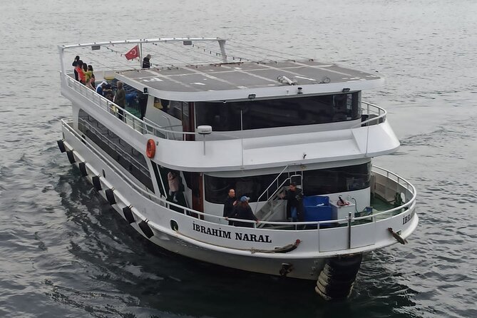 Sunset Cruise with Stop along Asia: Discover Istanbul's Bosphorus - Getting there in Sarıdemir and finding your boat fast
