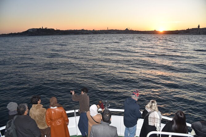 Sunset Cruise with Stop along Asia: Discover Istanbul's Bosphorus - Dolmabahçe Mosque and Dolmabahçe Palace: Ottoman grandeur from the water