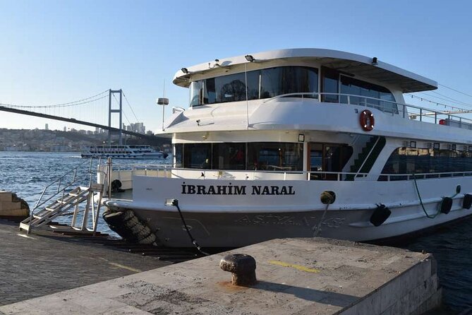 Sunset Cruise with Stop along Asia: Discover Istanbul's Bosphorus - Rumeli Hisarı and Anadolu Hisarı: why these fortresses feel bigger than life