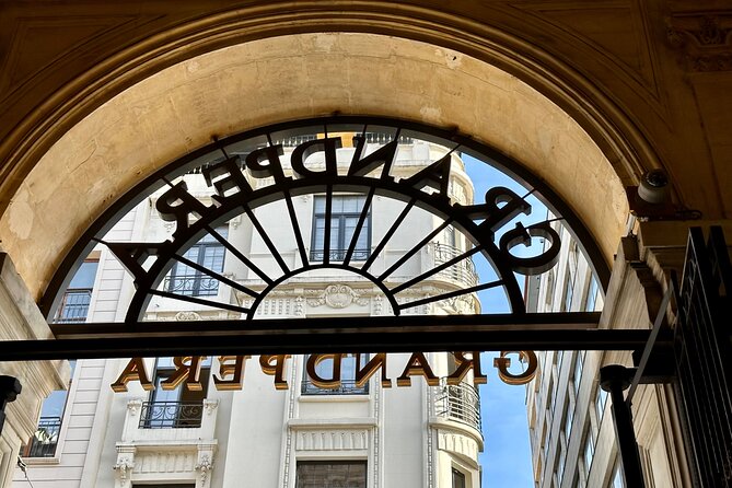 Taksim to Galata Walking Tour: Secret Passages & Local Hangouts - Passage Hazzopulo and Pera Museum: a quieter layer of the route