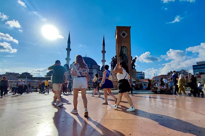 Taksim to Galata Walking Tour: Secret Passages & Local Hangouts - What the guides do best, from Erol to Elif to Kim