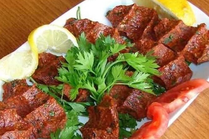Taste Of Old City Street Food Tour with Local Guide - Kadınlar Pazarı: where the market story becomes dinner choices