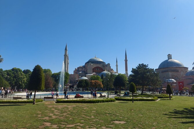 The Must See Old City Tour in Istanbul - Hagia Sophia with Realistic Line Planning
