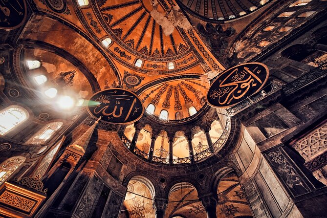 Top Sites Of Istanbul Tour In Small Group - Skipping Ticket Lines - Hagia Sophia Grand Mosque: The Line Skip That Actually Matters