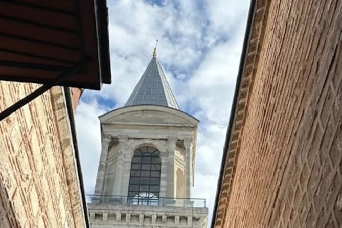 Topkapi Palace and Harem Museum Ticket with Audio Guide - Imperial Treasury and Sacred Relics: The Rooms People Don’t Skip