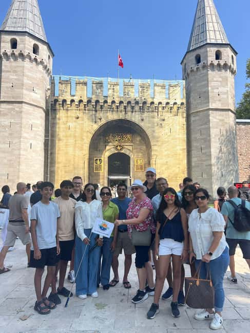 Topkapi Palace & Harem, Skip-the-Line SMALL GROUP - Skip-the-line logistics: how you actually save time