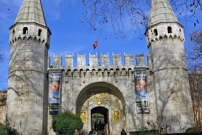 Topkapi Palace Skip-The-Line Entry with Guided Tour - Enter Topkapi faster, then get oriented where it matters