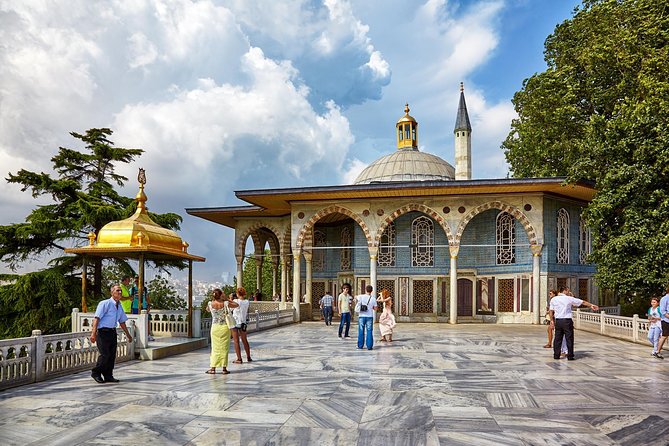 Topkapi Palace Skip-The-Line Entry with Guided Tour - Audience Hall and High Court: where ceremony met decision-making