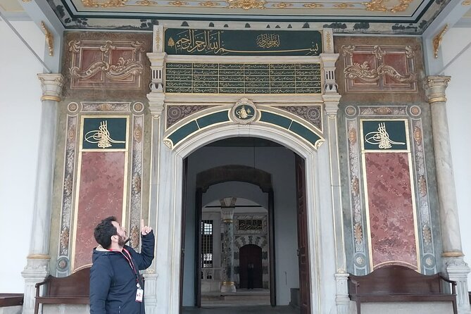 Topkapi Palace with Harem Walking Tour with Guide - Who Should Book This Tour, and Who Should Rethink